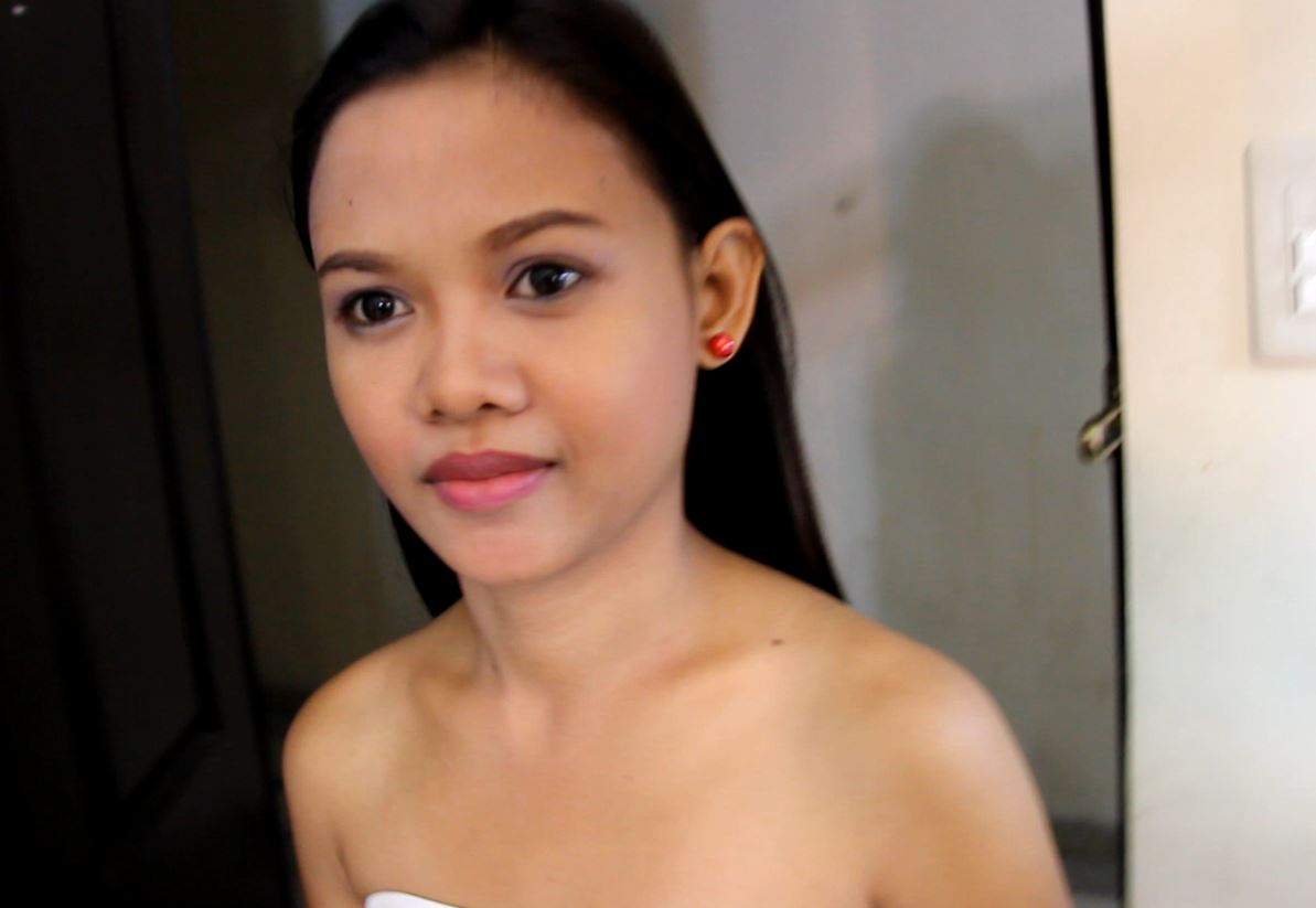 Free nude pics of simmons wife Girl gives best blow job
